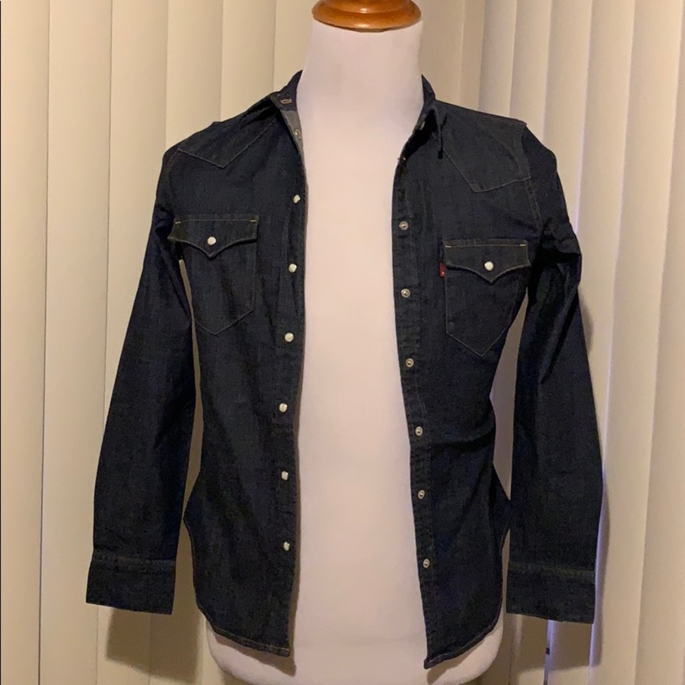 Levis Women’s L/S Jean Shirt - Size Small
